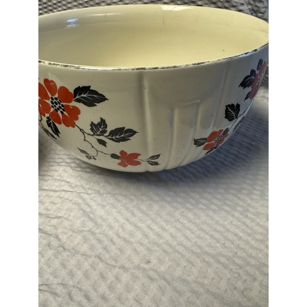 Vintage Poppy Hall Ceramic 3 Piece Bowl Set 8.75